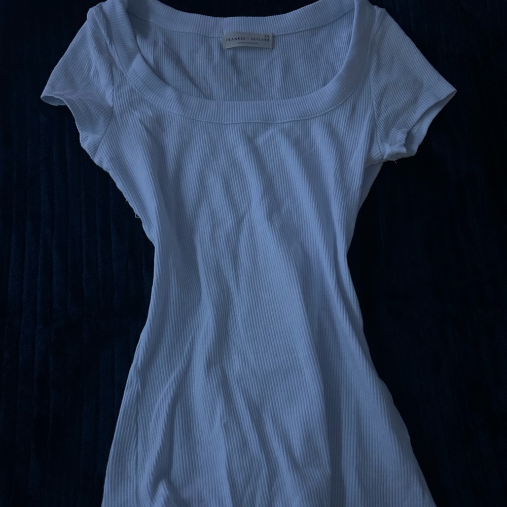 Women's White Ribbed Top